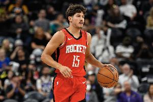 yl23455永利官网-末节三分7中5得15分3板2助！乌度卡：今晚能成为谢泼德前进的跳板