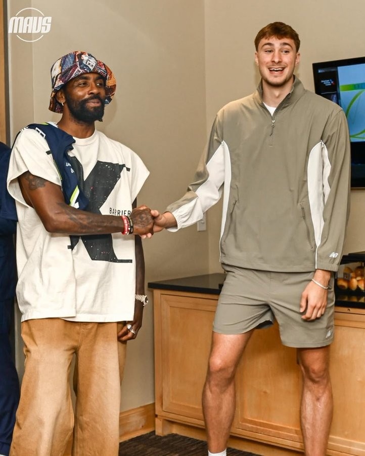 yl23455永利官网-浓眉被送走！队记：独行侠坚信弗拉格和欧文的组合能够取得成功